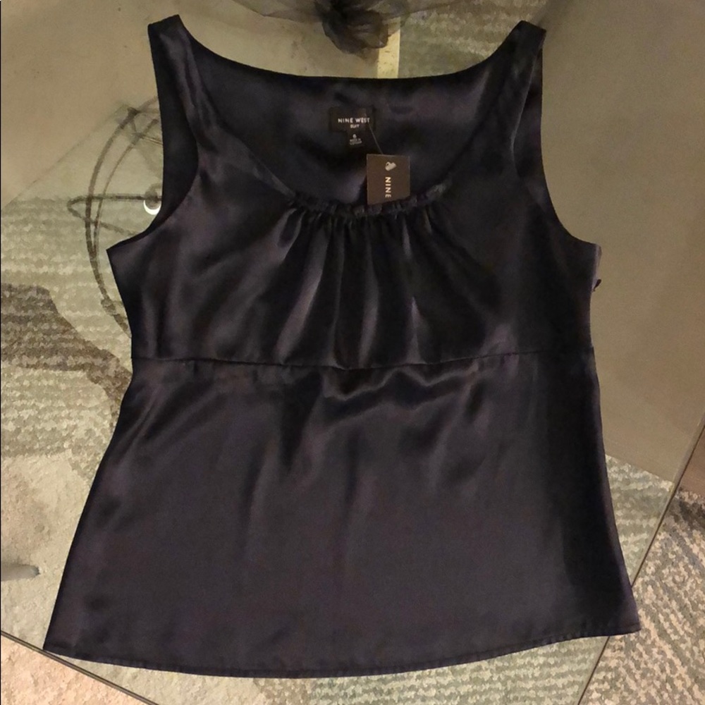 Nine West luxurious suit tank /camisole. Sz 6